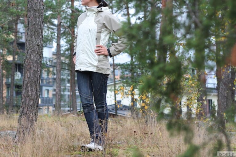 Lähiöäidin normiasu