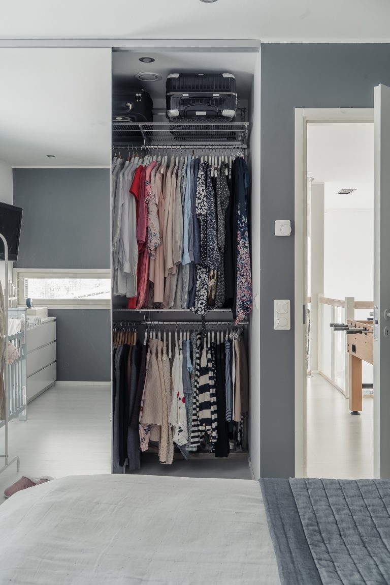 Vaatekaapin kevätsiivous tammikuussa